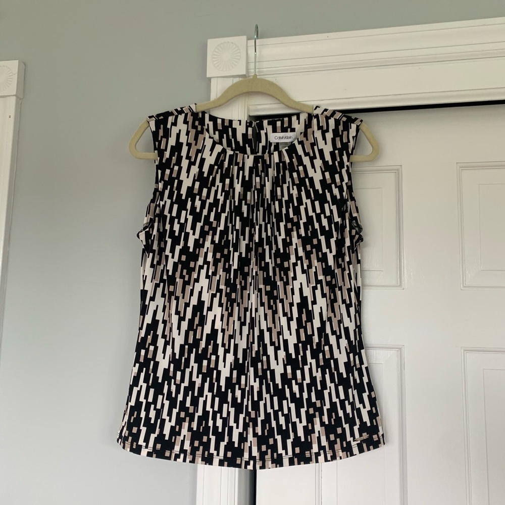 Calvin Klein Geometric Blouse